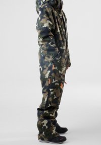 Swedemount ST. ANTON - Mono para la nieve - green camouflage black