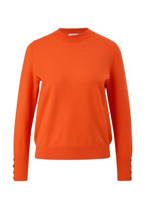 Oranje gebreide trui met een hoge halslijn, lange mouwen en knoopaccenten bij de manchetten. Glad textuur en een licht getailleerd ontwerp.