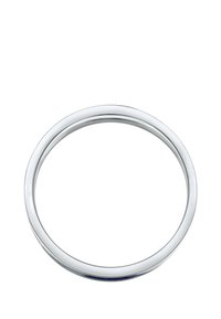 Silberner Metallring mit einer glatten, glänzenden Oberfläche. Zirkuläre Form, gleichmäßige Breite und keine sichtbaren Muster oder Akzente.