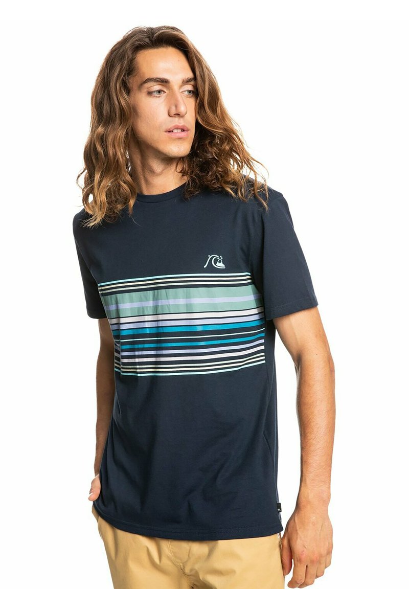 Herren T-Shirts basic | Quiksilver RYTHMIC STRIPE T-Shirt print navy blazer/dunkelblau - XE97334 Herren T-Shirts basic | Quiksilver RYTHMIC STRIPE T-Shirt print navy blazer/dunkelblau - XE97334