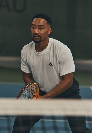 FREELIFT TEE - Sports T-shirt - white