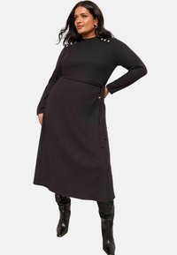 PLUS SIZE FIT  LONG SLEEVE BELTED COSY  - Robe pull - black