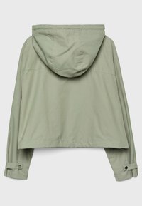 Lichtgroene cropped jacket met capuchon, lange mouwen en knoopdetails aan de manchetten, getoond van de achterkant.