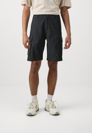 Santa Cruz GAUNTLET UNISEX - Shorts - black