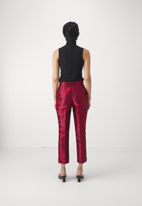 kate spade new york WINTER BLOOMS BROCADE PANT - Nadrágok - black/red