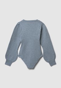 Body di maglia blu con maniche lunghe a sbuffo, colletto rotondo e fondo aderente. Texture morbida con polsini a coste e finitura liscia.