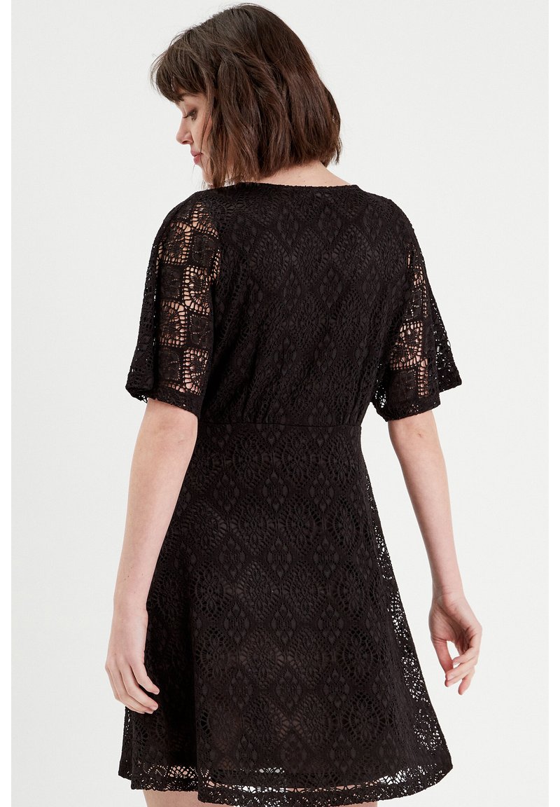 Cache Cache MIT SPITZE - Cocktail dress / Party dress - noir/black - Zalando