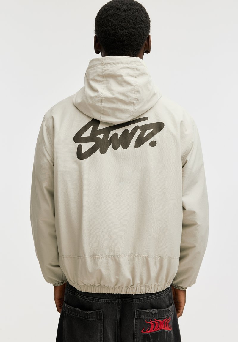 PULL&BEAR - HOODED STWD - Poletna jakna - light grey, Povečajte