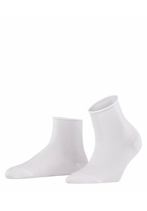 Witte enkelsokken gemaakt van een gladde, rekbare stof. Voorzien van een naadloze teen en een elastische cuff voor een veilige pasvorm.