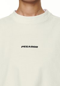 Pegador BRACY HEAVY OVERSIZED TEE - T-shirts - washed coconut milk/black
