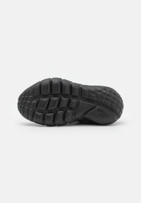 Nike Performance FLEX RUNNER 2 UNISEX - Road running shoes - black/flat pewter/anthracite/photo blue