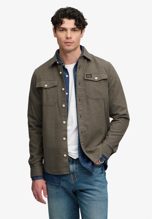 Superdry & Co, SUPERDRY HERRINGBONE WORKWEAR SHIRT.. - Chemise - olive green slub