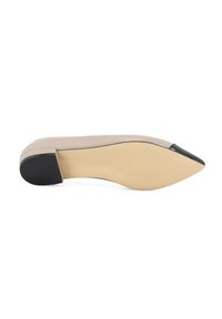 Desa Ballerina's - mink