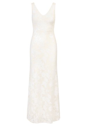 Abito lungo senza maniche in crema con sovrapposizione di pizzo floreale, scollatura a V, silhouette aderente e orlo lungo fino al pavimento, che mostra una sottile texture e design.