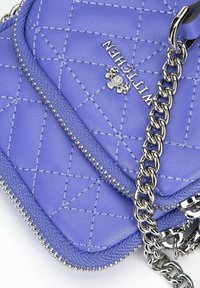 WITTCHEN ELEGANCE KOLLEKTION  - Torba čez telo - violett