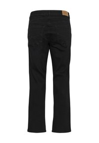 Pantalons en denim noir éco-responsable avec une coupe droite, dotés de deux poches arrière et d'une étiquette en cuir beige sur la ceinture.
