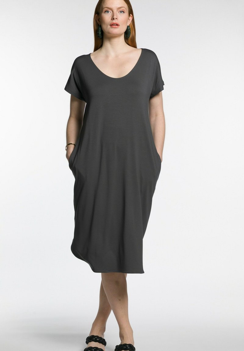 Damen Freizeitkleider | Ulla Popken Jerseykleid schiefer/dunkelgrau - WL61781 Damen Freizeitkleider | Ulla Popken Jerseykleid schiefer/dunkelgrau - WL61781