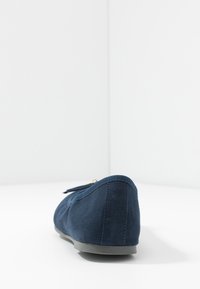 s.Oliver Ballerine - dark blue