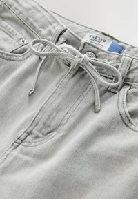 No seleccionado, grey denim