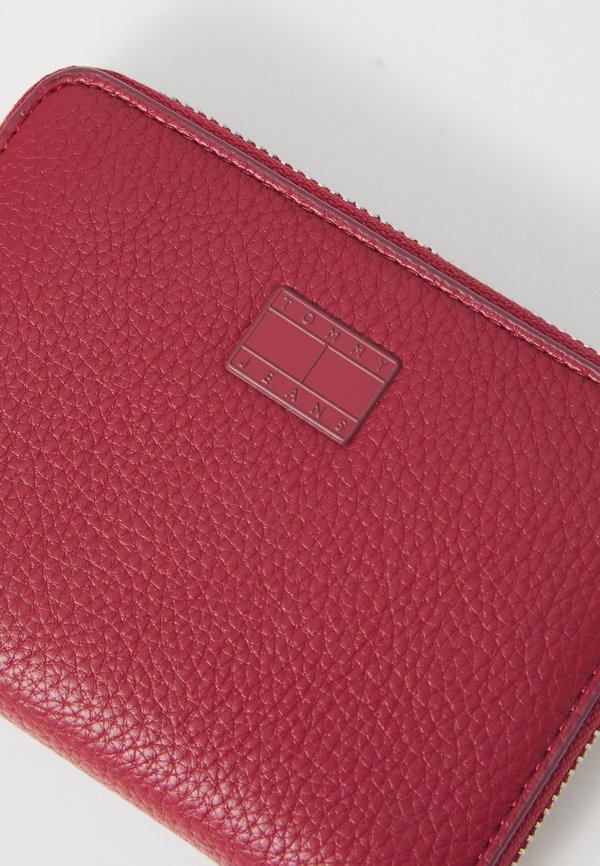 MUST MED - Wallet - rustic cherry3