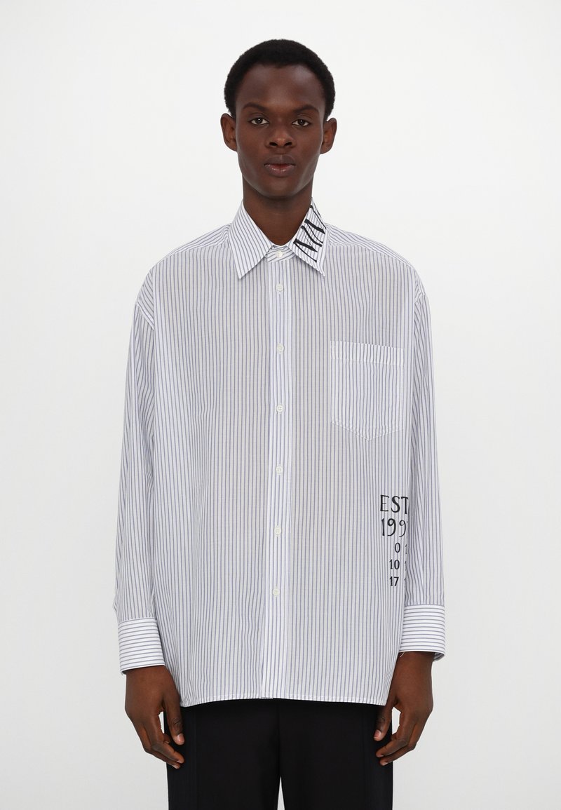 MM6 Maison Margiela - LONG SLEEVED SHIRT - Majica - white/blue, Povećaj