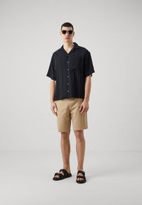 Pier One Skjorter - black