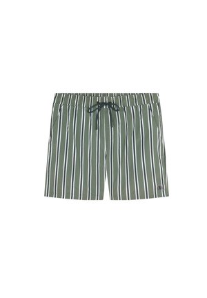 Bañador corto verde con rayas verticales blancas, cintura elástica, cordón negro y bolsillos laterales.
