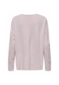 Haut rose clair à manches longues avec un col rond, des épaules basses et un tissu lisse, légèrement texturé. Aucun motif ni accent visible.