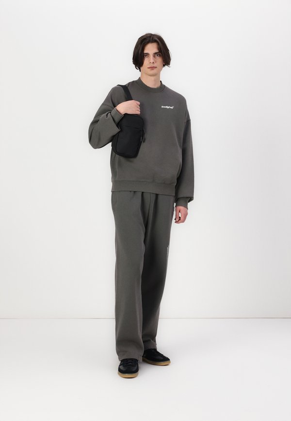 UNISEX - Sweatshirt - acid wash3