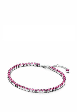 Armband in Silberoptik mit abwechselnden rosa Kristallen in einem verknüpften Design, gesichert mit einem Karabinerverschluss und einer verstellbaren Kette.
