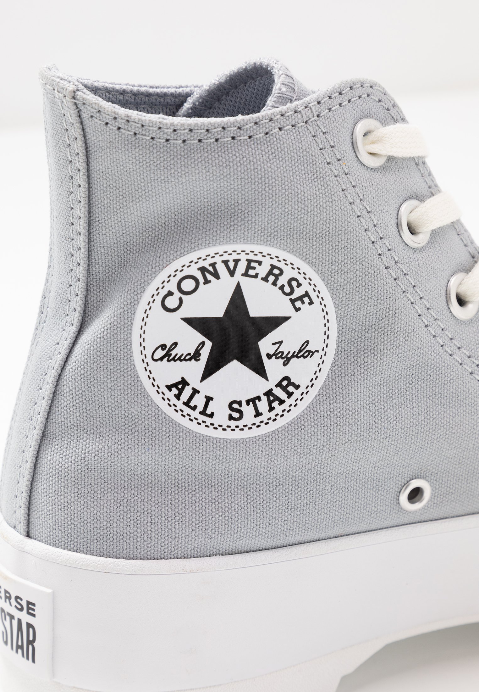 chuck taylor all star lugged seasonal