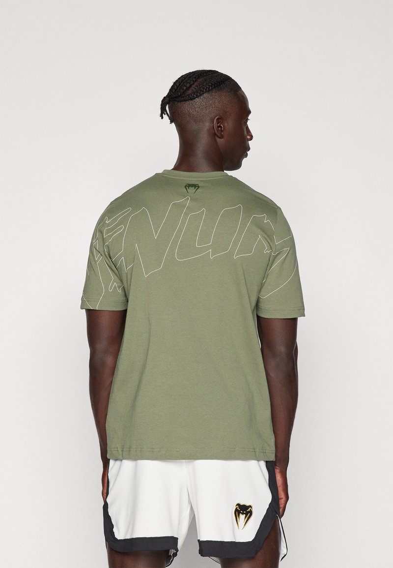 Venum SNAKE PRINT - T-shirts med print - khaki