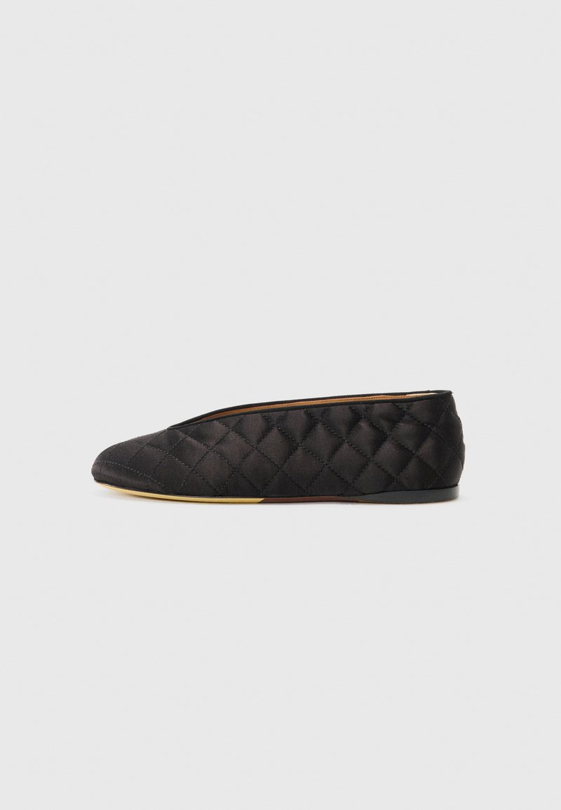 MOSCHINO - Ballet pumps - nero, Enlarge