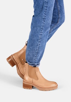 CHELSEA NELDA - Platform ankle boots - camel