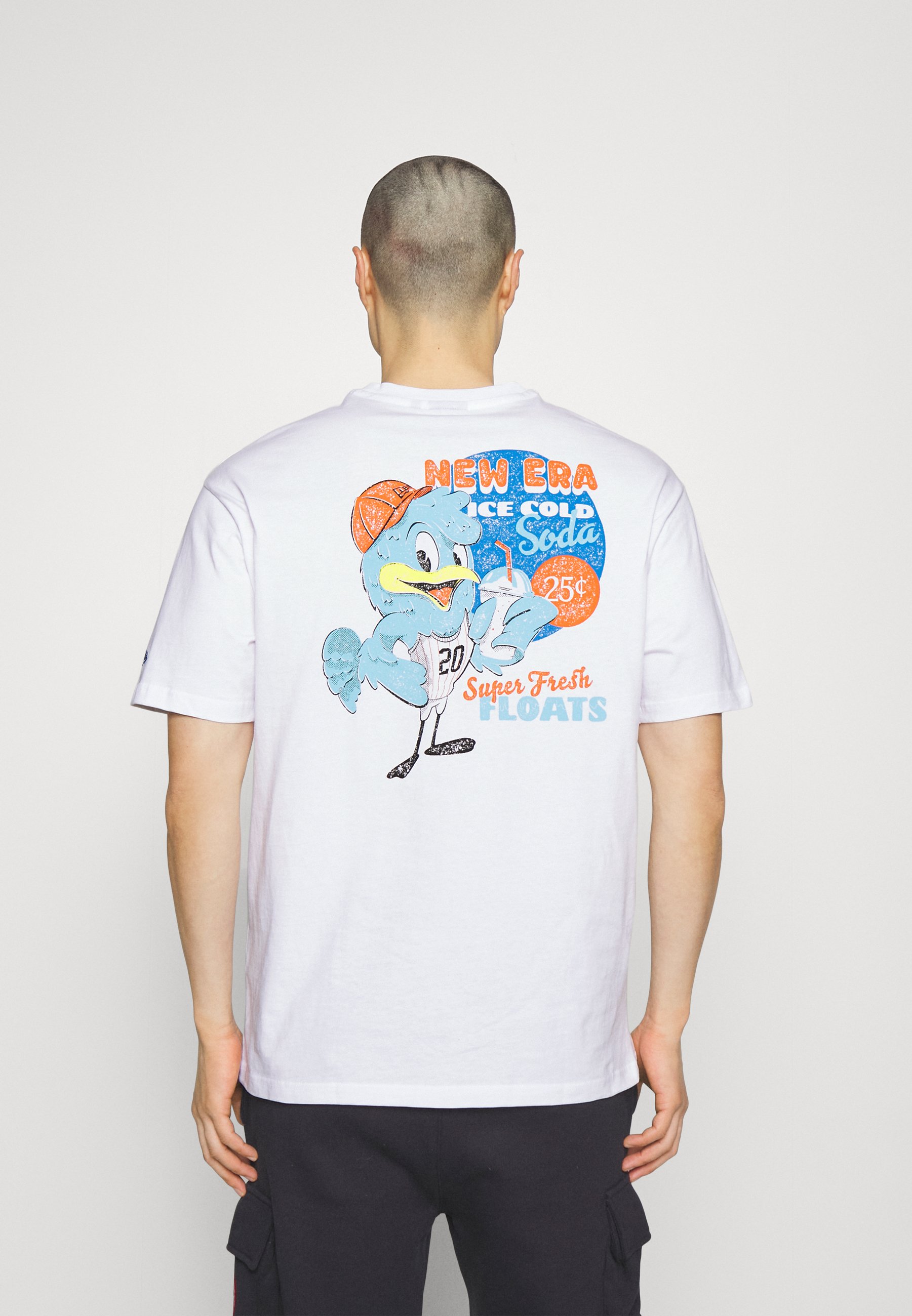 【新品未使用】CHARACTER ICE TEE WHITE 長谷川慎 CHARACTER ICE TEE WHITE 長谷川慎