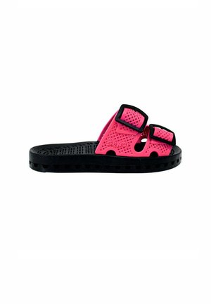 Infradito rosa con due fasce nere regolabili, realizzate in gomma testurizzata. Presentano una suola nera con una soletta decorata per una migliore aderenza.