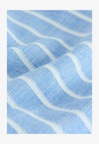 Niet geselecteerd, blue white stripe