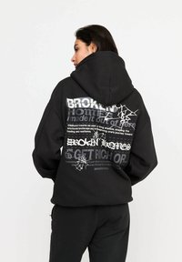 Multiply Apparel CUSTODY - Bluză de molton cu fermoar - black soda washed