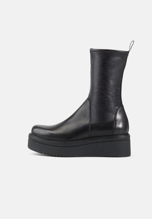 TARA - Bottines compensées - black