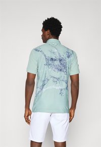 Oakley - SKULL WATER BALLET - Polo shirt - island green Thumbnail Image 1
