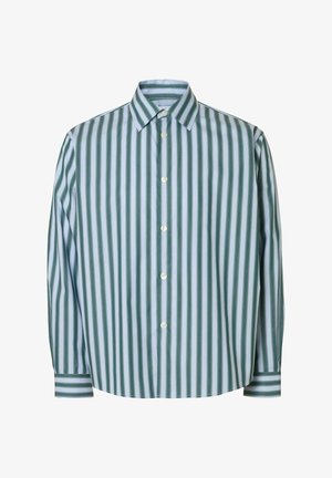 Prugasta košulja dugih rukava s alternirajućim okomitim svijetloplavi i tamnozeleni prugama, klasičnog ovratnika i dugim rukavima s odgovarajućim manžetama.