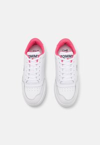 Tommy Jeans Sneakers basse - white