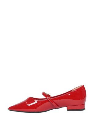Scarpa flat Mary Jane in vernice rossa con punta affusolata, tacco a blocco piccolo e una singola fascia sul dorso del piede per una vestibilità sicura.