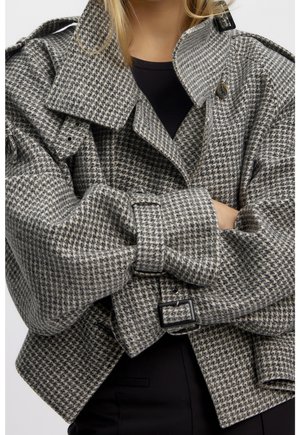 Overgangsjakke - black