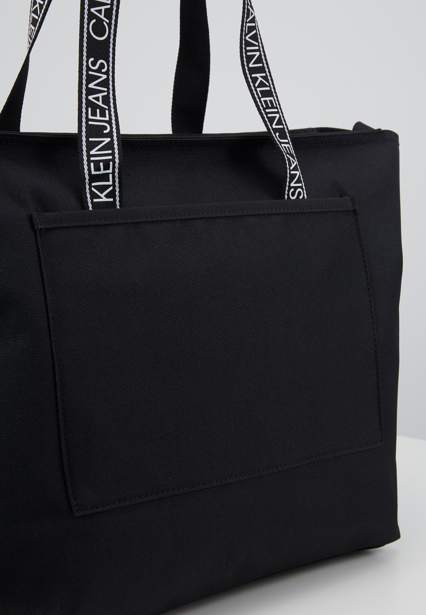Calvin Klein Jeans SHOPPER - Tote bag 