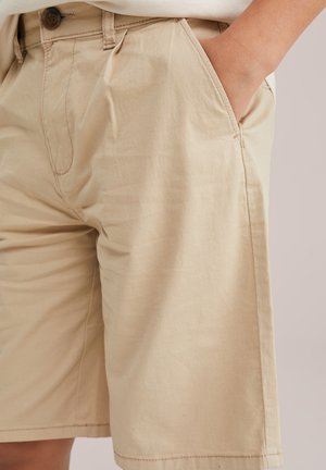 WE Fashion Kratke hlače - khaki