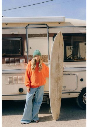 Surf Inc., - Bluza z kapturem