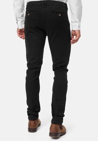 INDICODE JEANS BUCKNER - Chino hlače - black