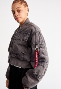 Alpha Industries MULTIPOCKET FLIGHT JACKET - Giubbotto Bomber - black