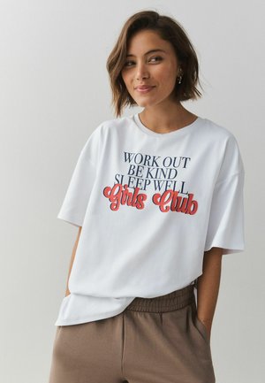 Next, T-shirts print - active white flocked girls club